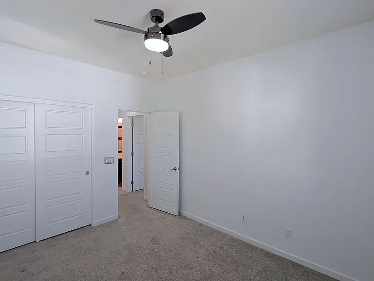 2632 S Tobin — Photo 33