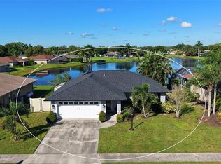 6618 68th St E, Bradenton, FL 34203