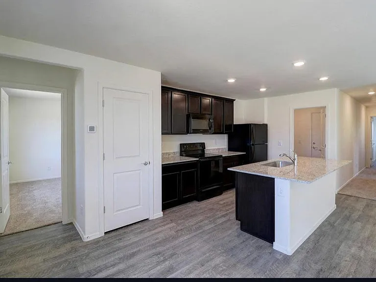 529 W Pintail Dr — Photo 5
