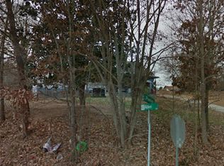 896 Pinecrest St, Woodruff, SC 29388