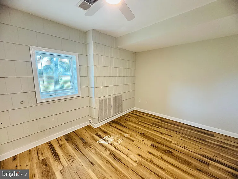 17802 Piney Point Rd — Photo 30