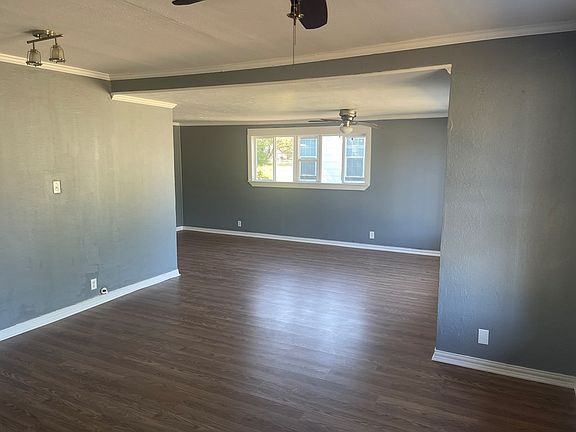 5th image of 301 East Ave