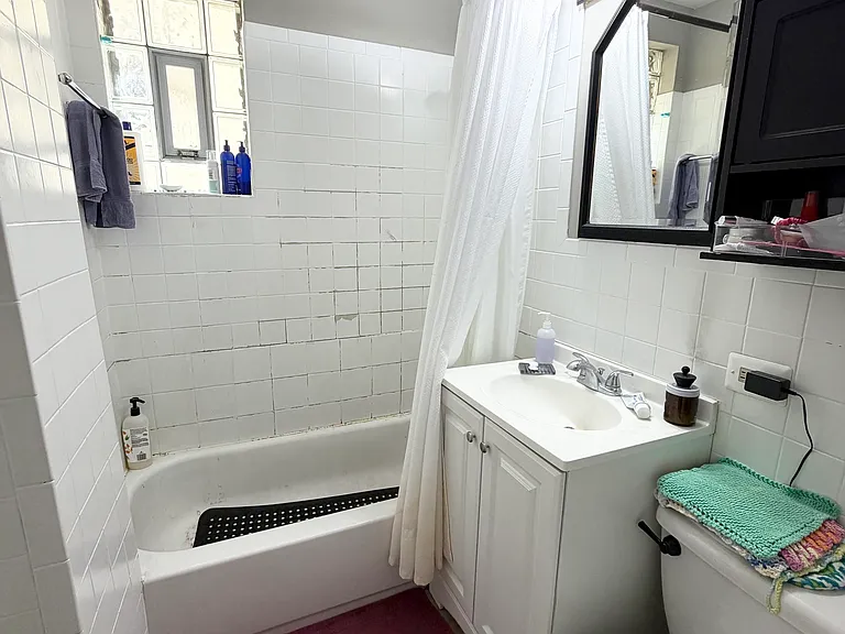 1336 W Cullerton St #1F — Photo 10