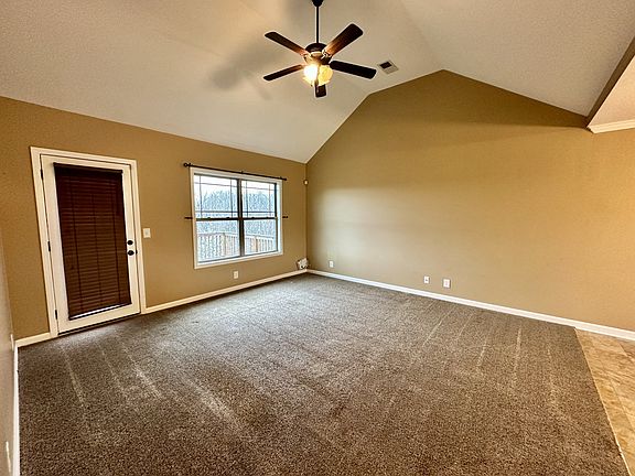 2nd image of 1109 Campbell Ct