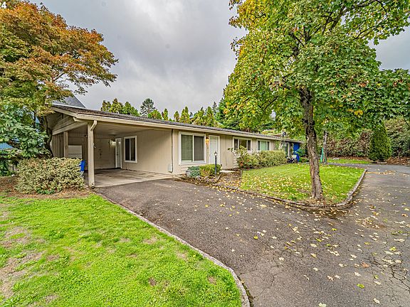 5th image of 8412 SE Meadow Ln