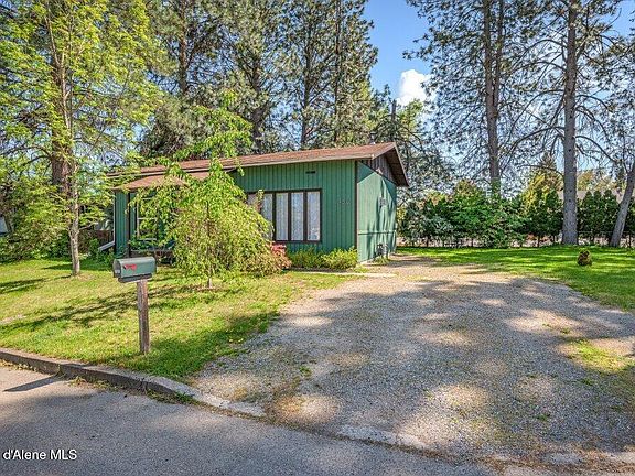 2nd image of 706 E Becklund Ct