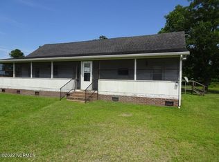 404 Shadneck Rd, Elizabeth City, NC 27909