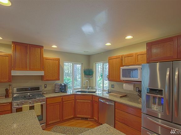 5th image of 4511 81st Ave SW