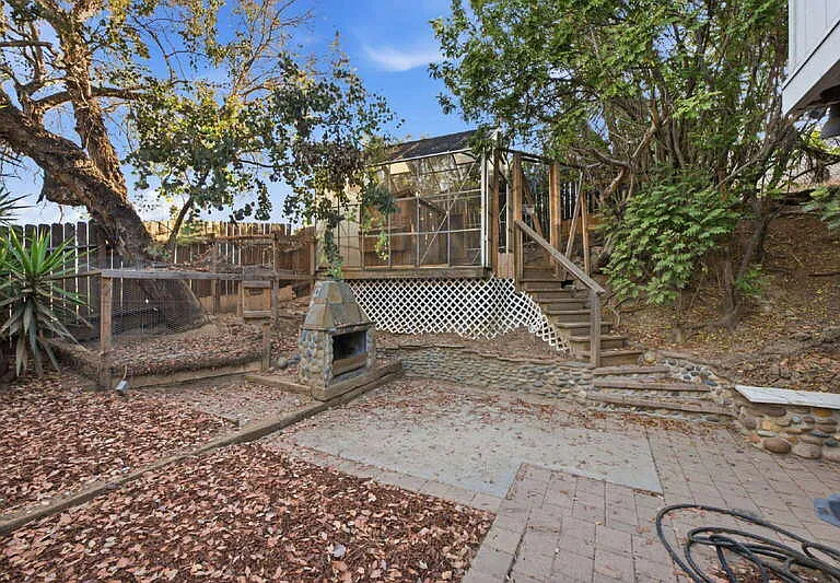 1912 Shirley Ln — Photo 28