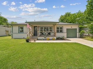 1642 S Ash Pl, Broken Arrow, OK 74012