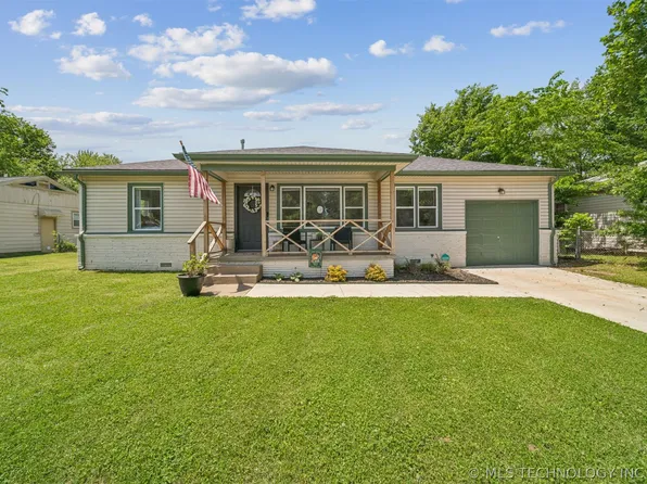 1642 S Ash Pl, Broken Arrow, OK 74012