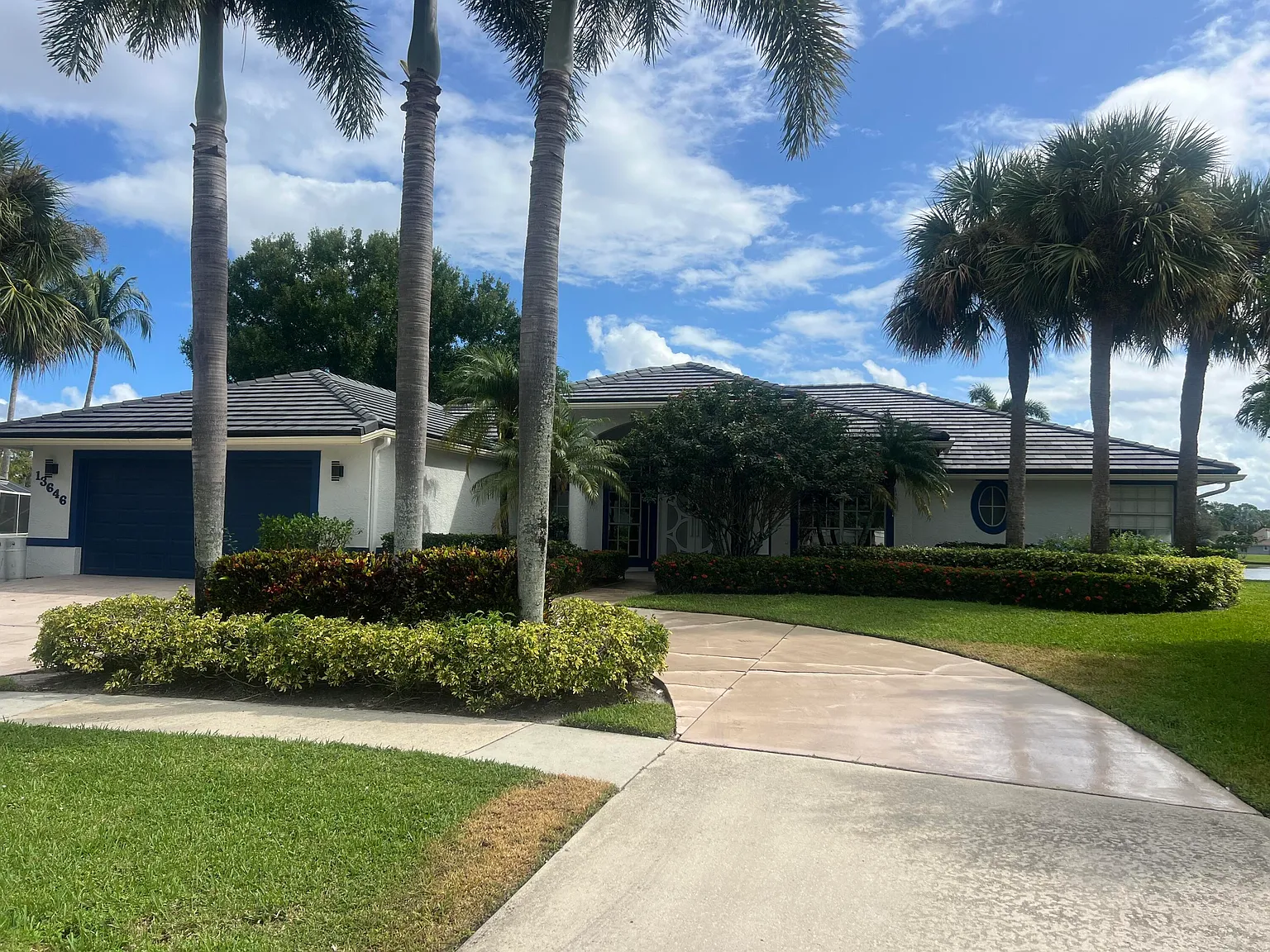 5 bed, 4.0 bath, 3100 sqft, $13,000 — Photo 2