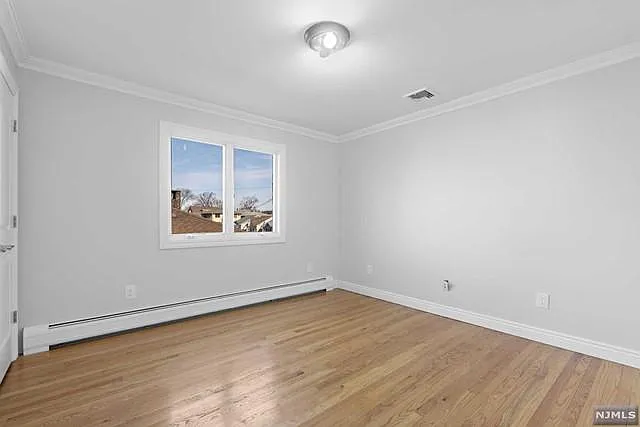 376 Aurora Ave #A — Photo 9