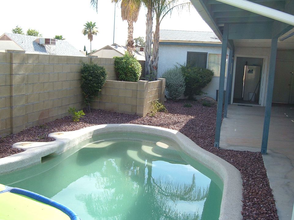 2nd image of 1237 E Kristal Way