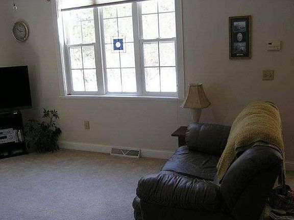 5th image of 152833 Morning Glory Ln