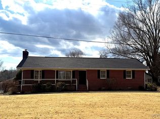 157 Old Stage Rd, Toano, VA 23168