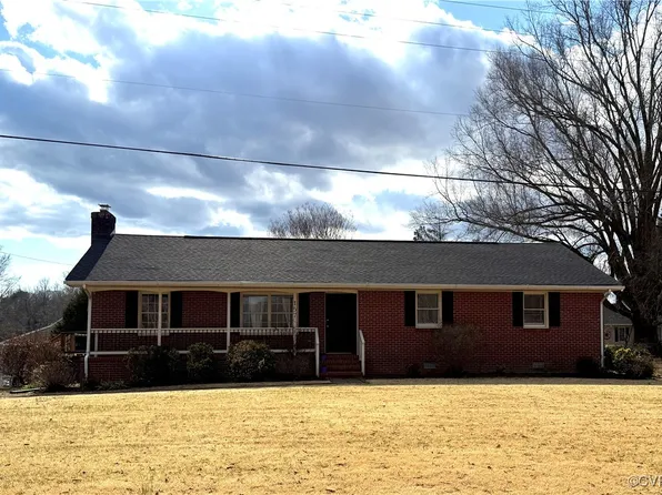 157 Old Stage Rd, Toano, VA 23168