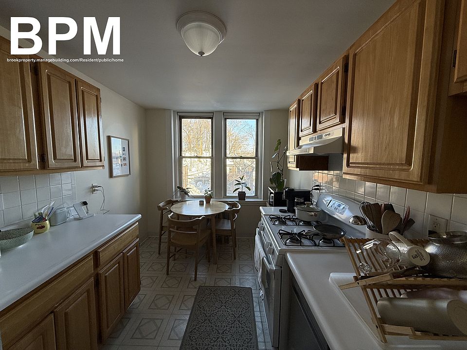 1st image of 24 Colborne Rd APT 14