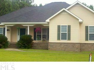 2027 Pinemount Blvd, Statesboro, GA 30461