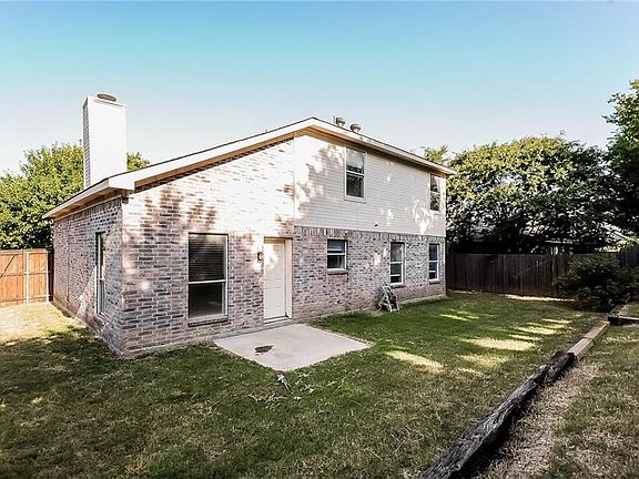 5th image of 6412 Fern Meadow Dr