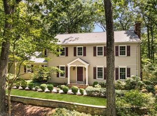 54 Archgate Rd, Basking Ridge, NJ 07920