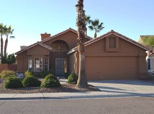 1227 E Hiddenview Dr, Phoenix, AZ 85048