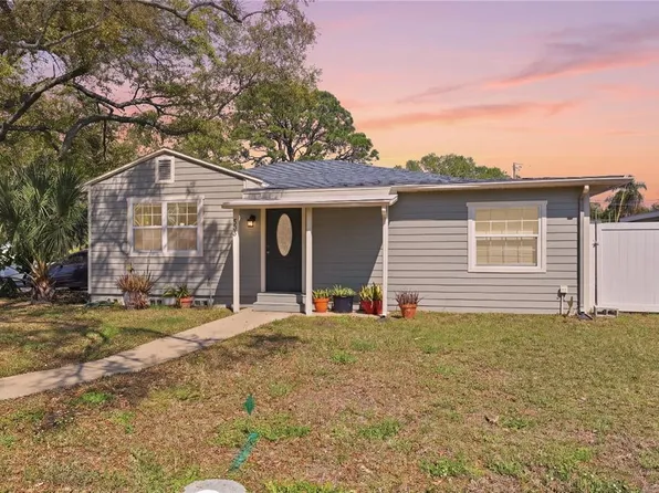 733 61st Ave NE, Saint Petersburg, FL 33703