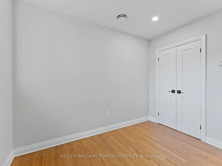 32 Gatesview Ave #UPPER — Photo 37