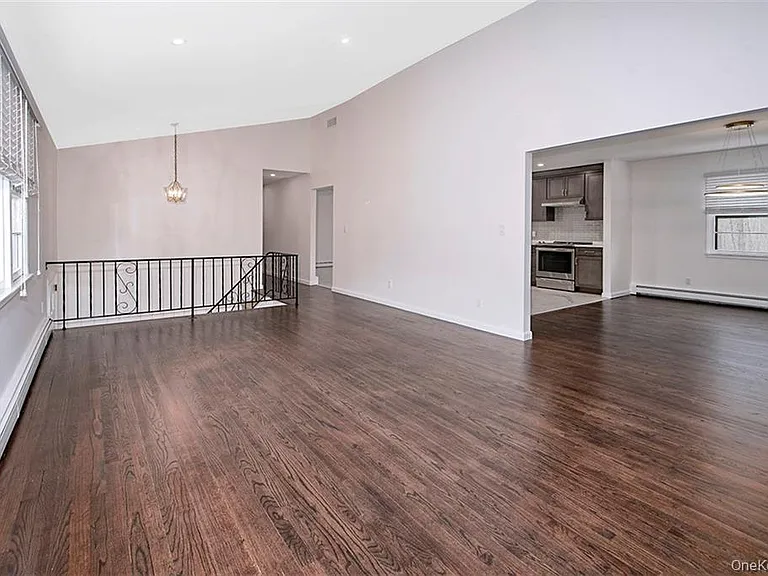 74 Edgewood Rd — Photo 6
