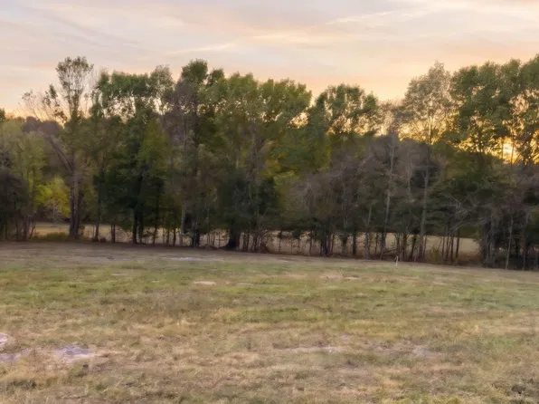 499 Turney Rd, Auburntown, TN 37016