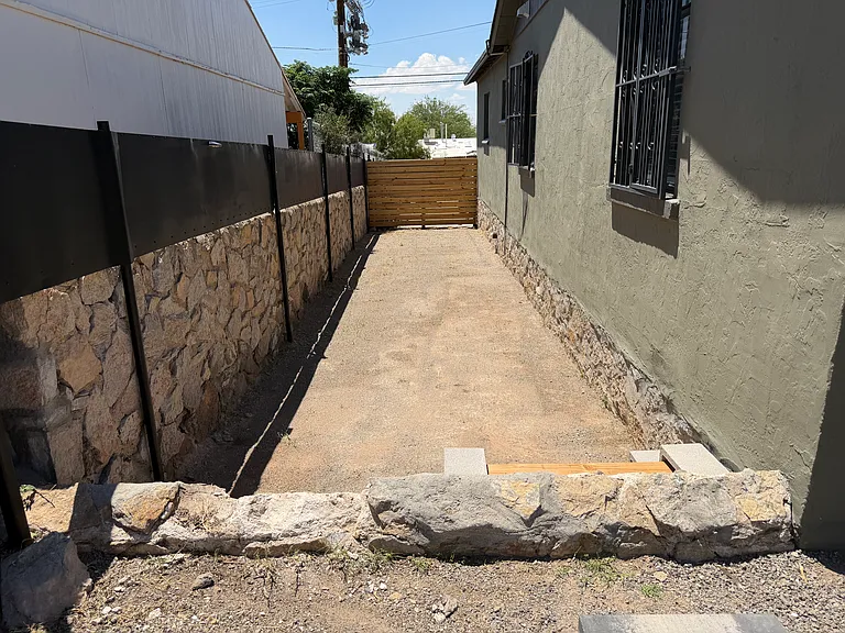 2924 Mountain Ave — Photo 15