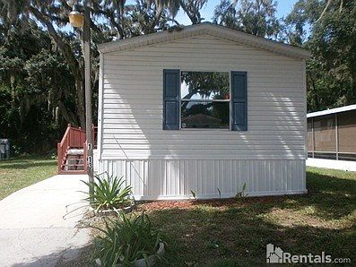 1st image of 1013 Paradise Ln