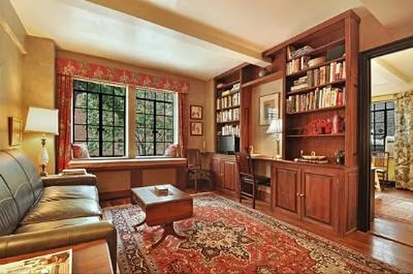 Sold by Corcoran | media 21