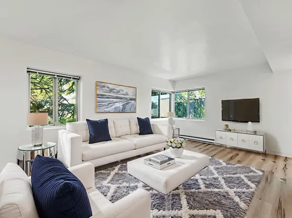 Uptown Arms, 2175 NW Davis St #A-305, Portland, OR 97210