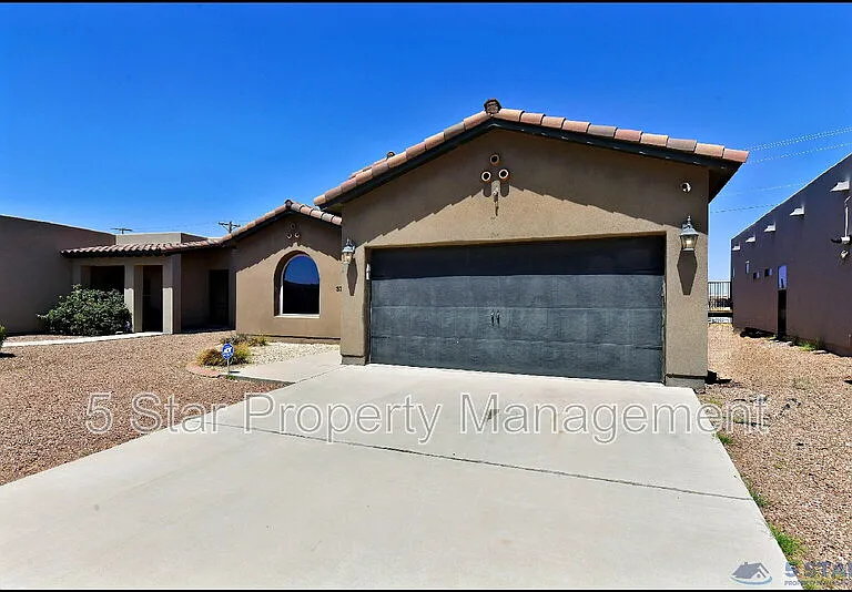 3741 Loma Adriana Dr — Photo 3