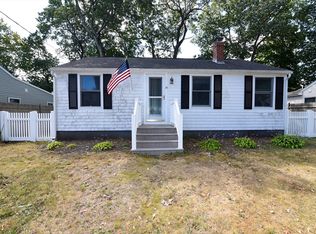 8 Valentine Rd, Marshfield, MA 02050