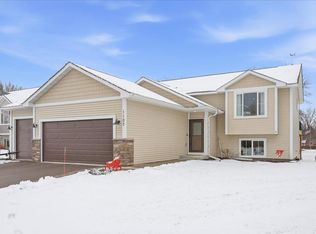 1107 Rich River Way, New Richmond, WI 54017