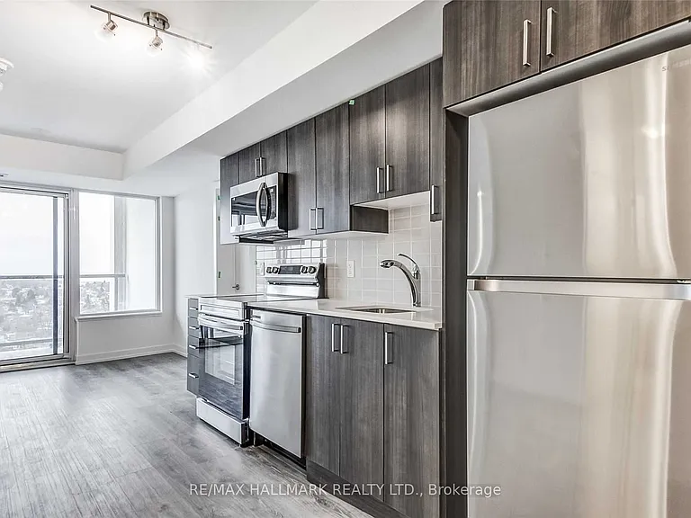 1480 Bayly St #1413 — Photo 8