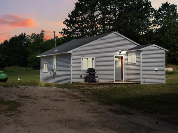 12376 Bourne Rd SW, Fife Lake, MI 49633