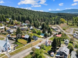 2 Xx St N #B, Roslyn, WA 98941