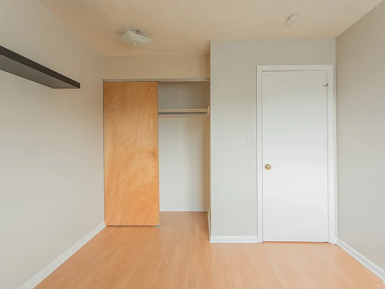 3220 Madison Ave — Photo 30