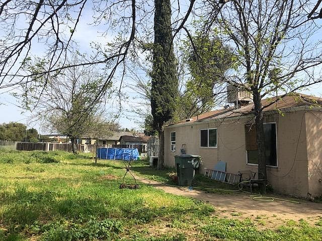 2nd image of 2947 E Grant Ave