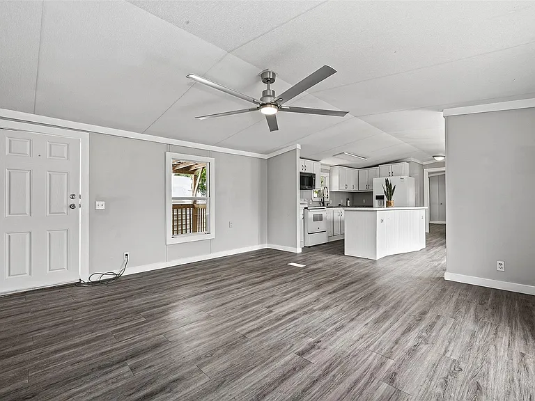 2122 Koster Rd — Photo 11