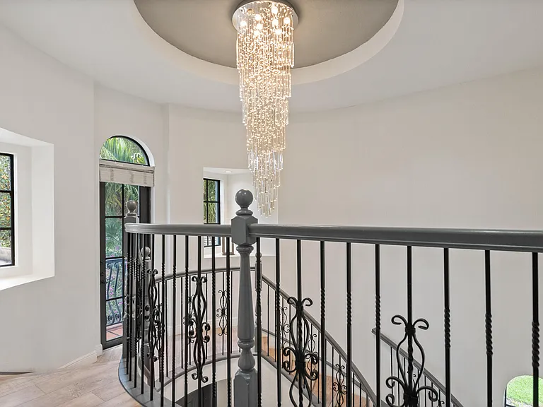 9521 Eden Mnr — Photo 69