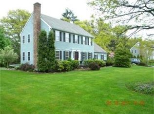 14 Orchard Cir, Halifax, MA 02338