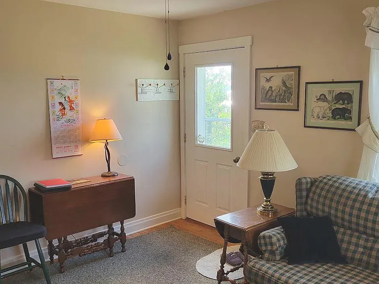 10093 Shale Rd — Photo 3