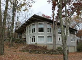 176 Chestnut Hill Rd, Ridgefield, CT 06877