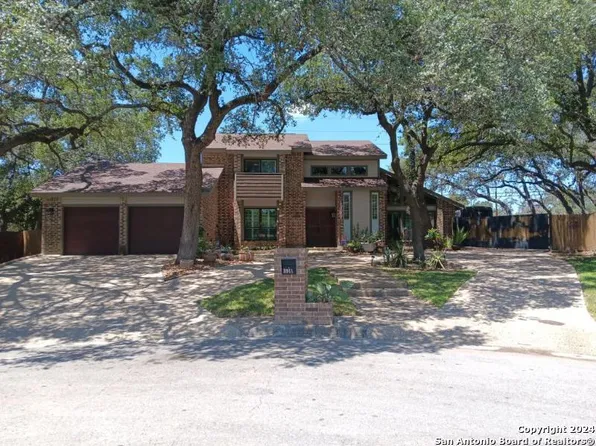 3911 forest island, San Antonio, TX 78230