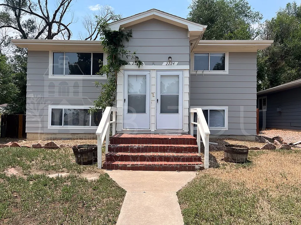 2224 Cooper Ave