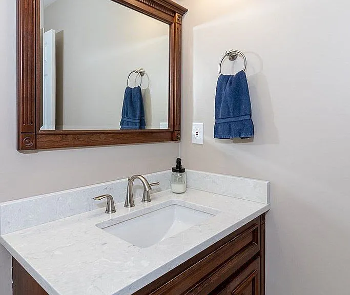 7 Bridgecreek Ct — Photo 30